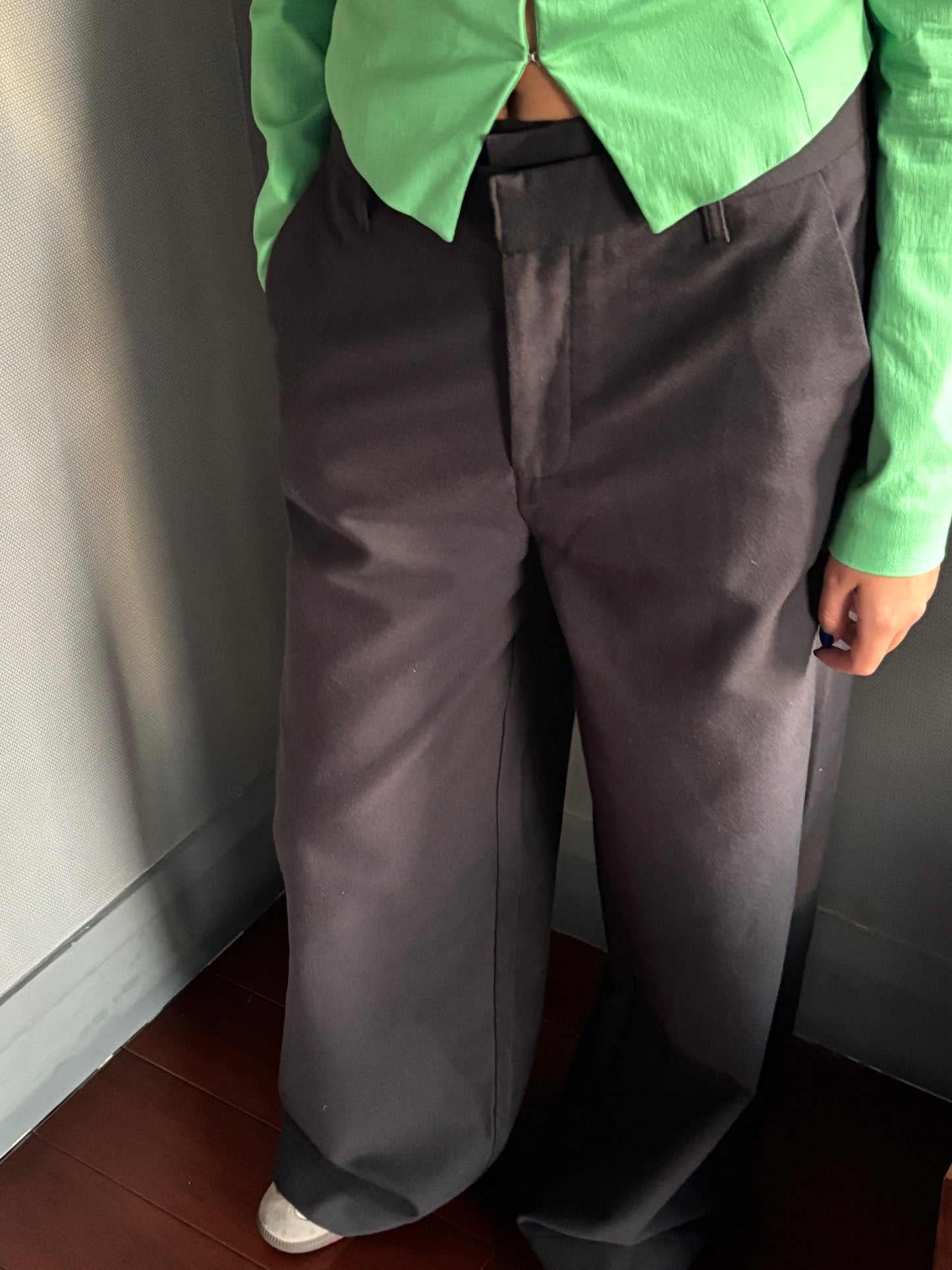 City pants in Charcoal